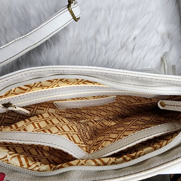 Gorgeous Tignanello white leather fringe shoulder/crossbody bag - Picture 7 of 7